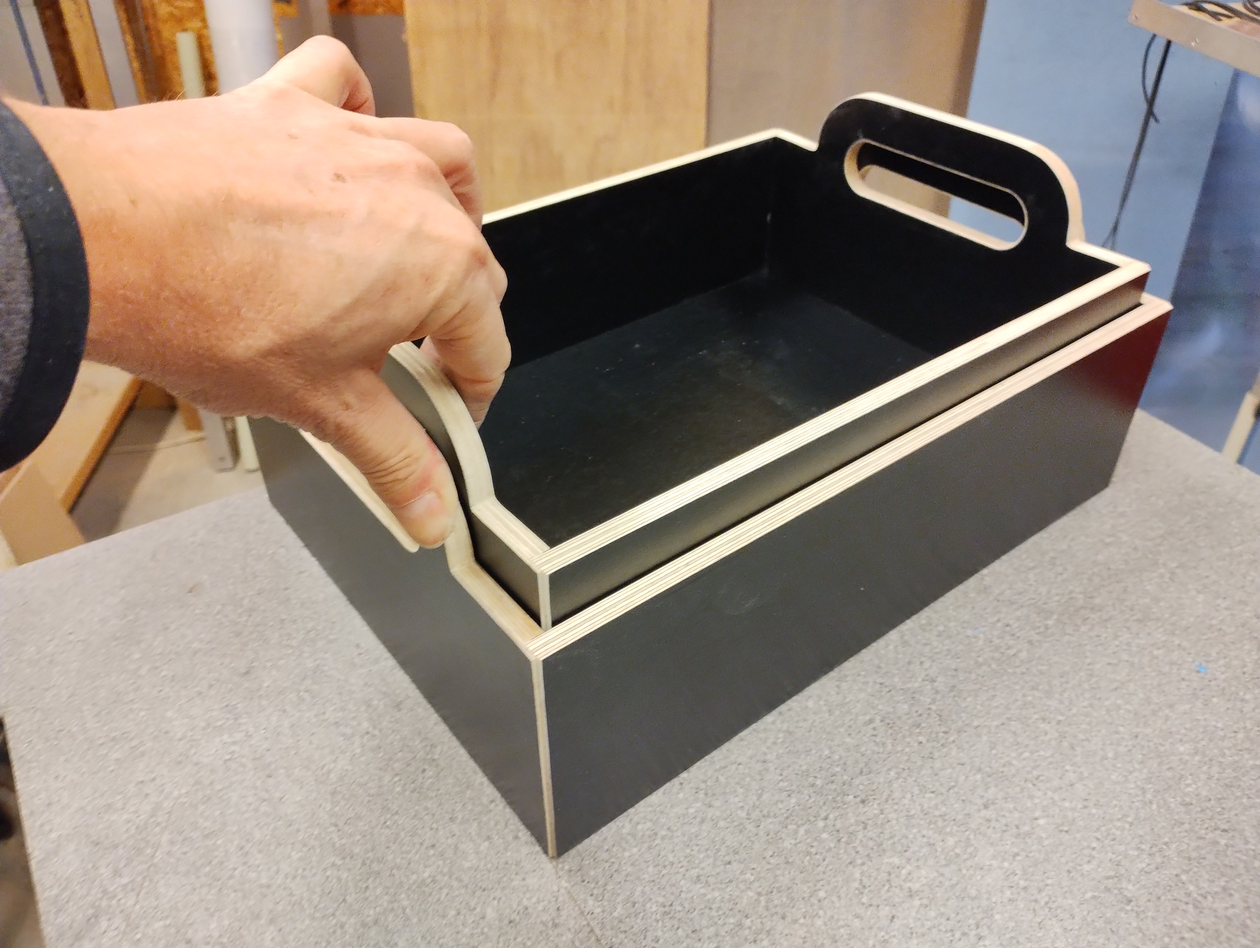 Nestbare houten bak op maat